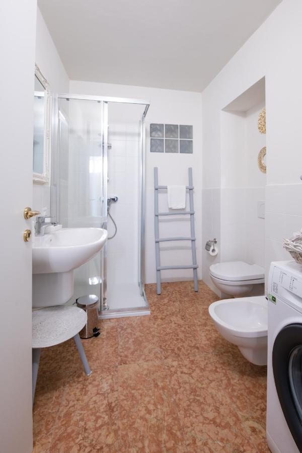 Villa Natalia - Adults Only Verona Ngoại thất bức ảnh